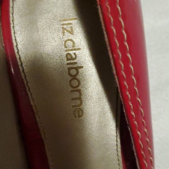 🔴GREAT DEAL🛍Liz Claiborne red heels 👠 EUC!!! - Picture 2 of 7